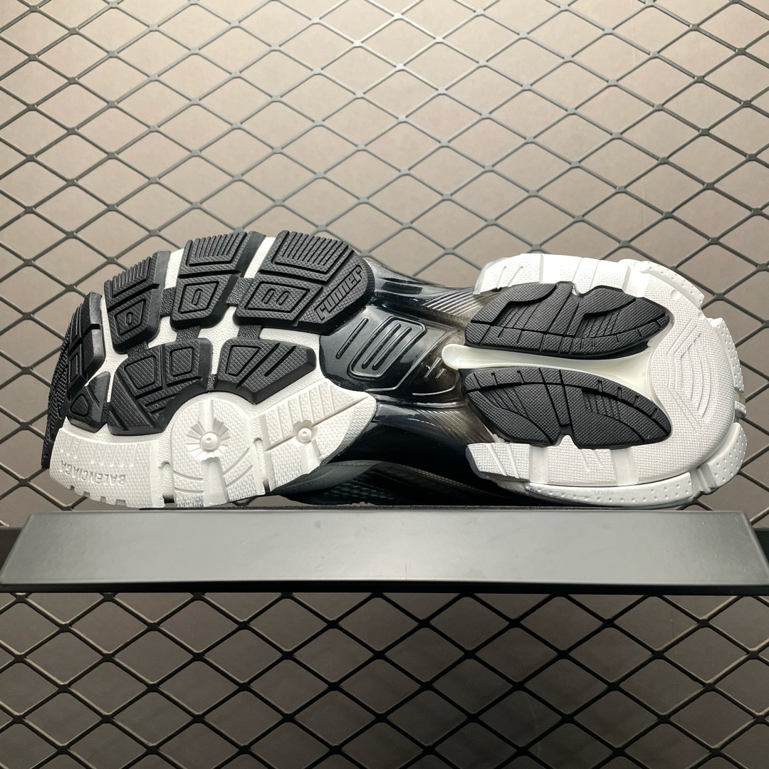 Balenciaga runner broken handmade aging effect shoes