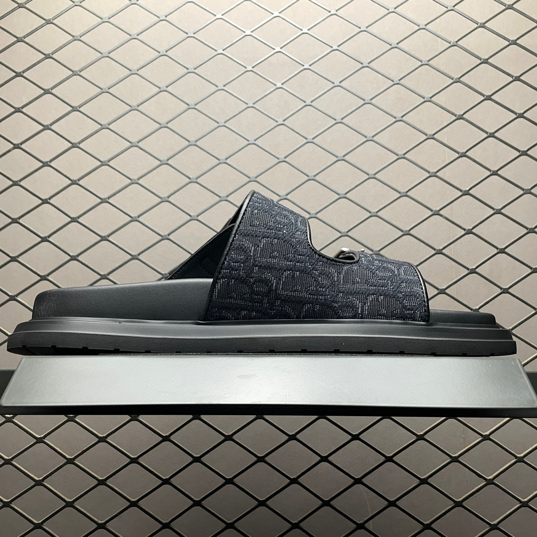 Dior Aqua Summer Sneaker Black