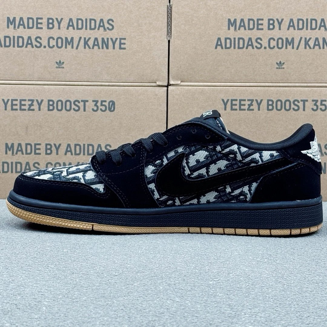 Dior & Travis Scott & Air Jordan 1 Sneaker