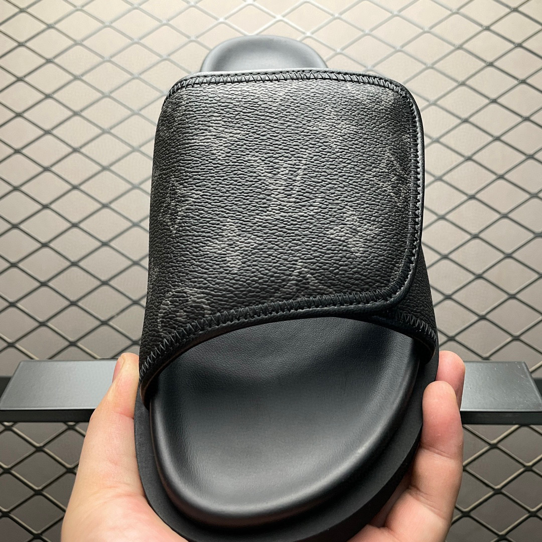 LV Oasis Miami Damier Slide Black