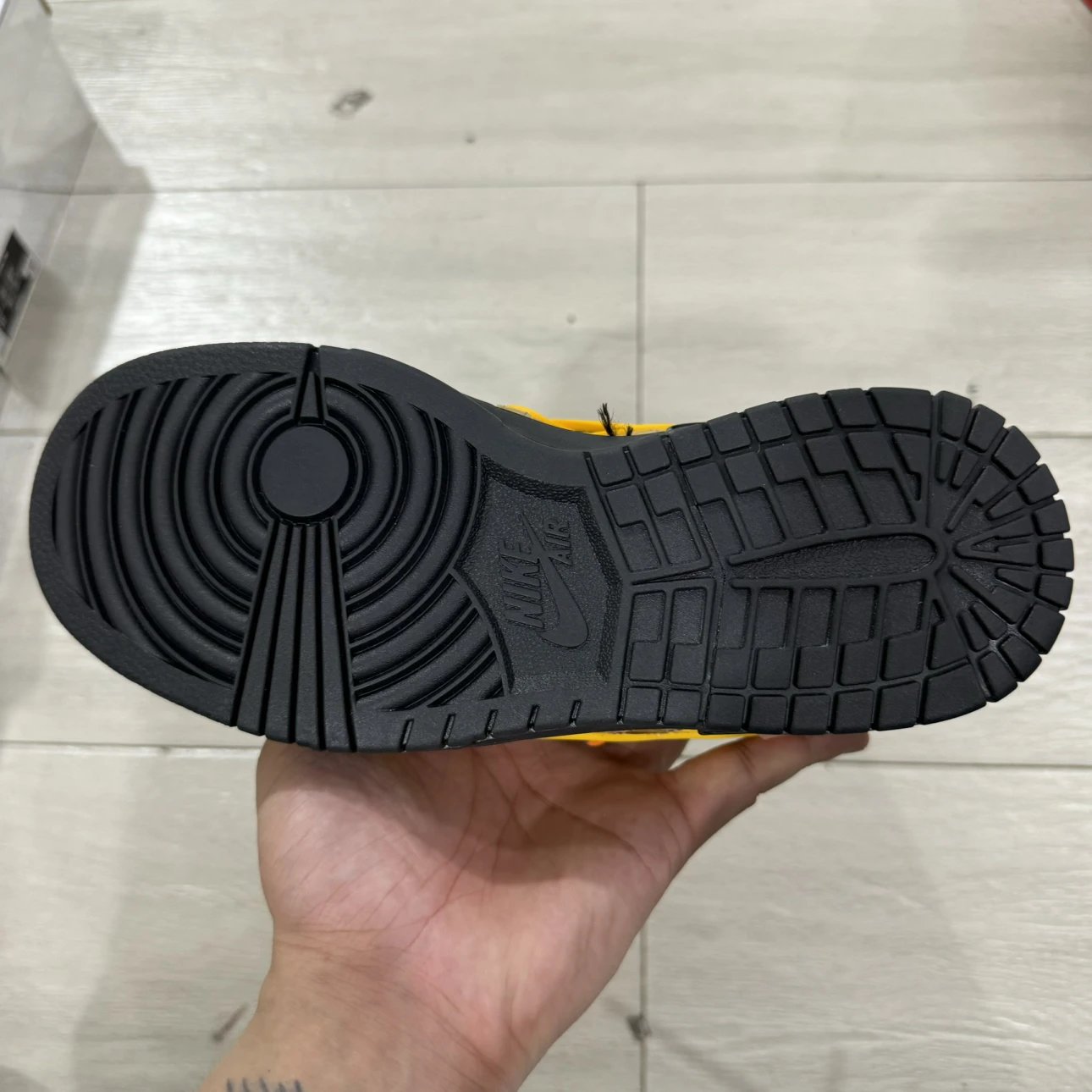 off white & Rubber Dunk Air sneaker Golden Yellow