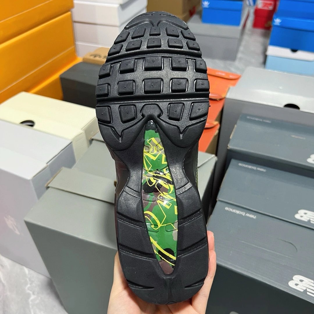 Nike Air Max 95 & Corteiz Olive