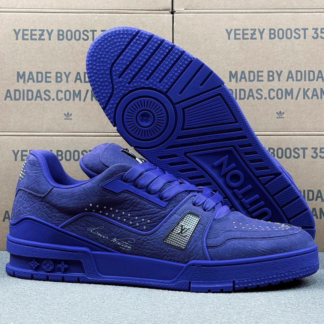 LV Trainer Purple Color