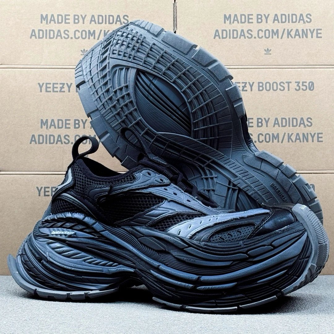 Balenciaga Platform Sneaker Black Color