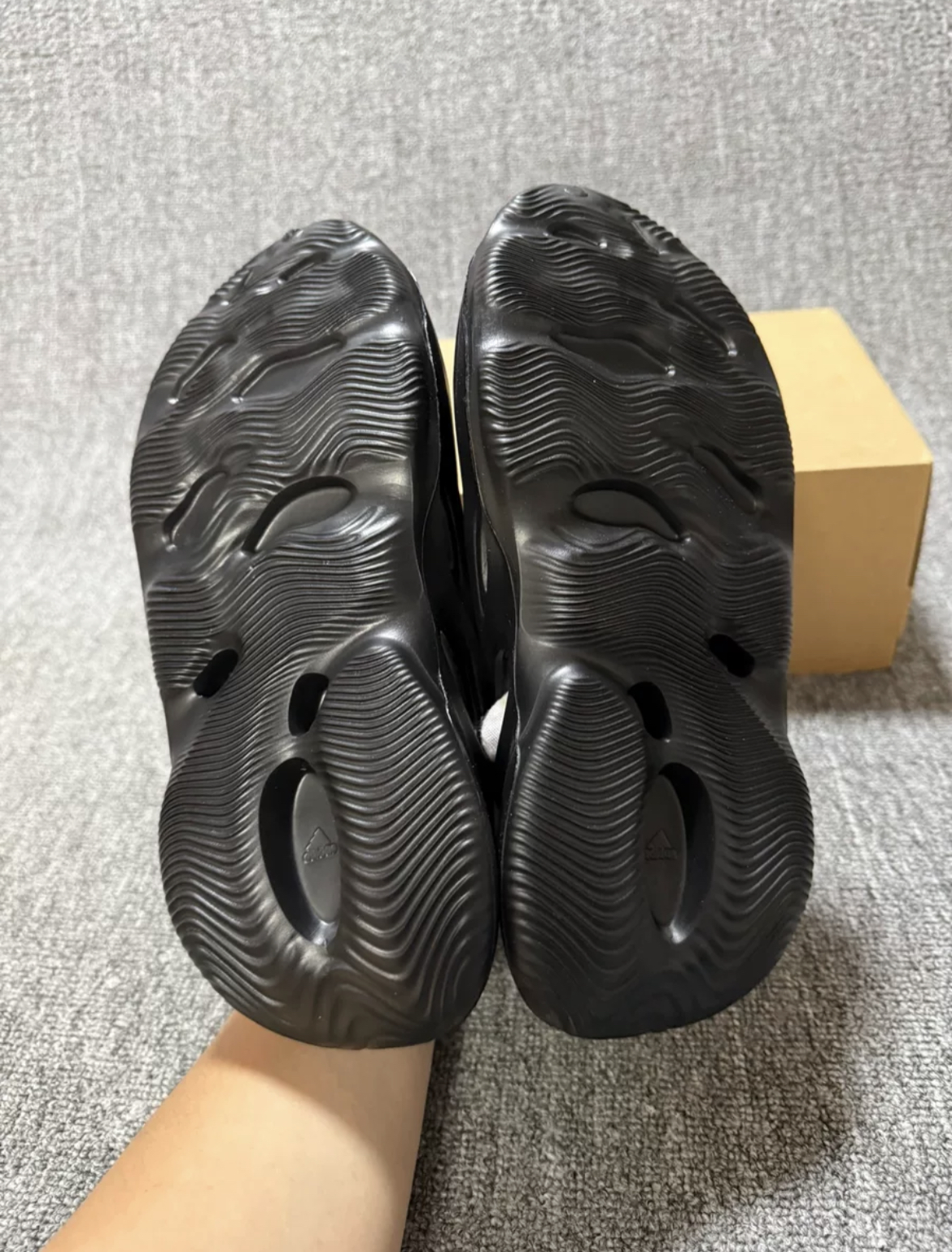 Yeezy Foam Runner Black