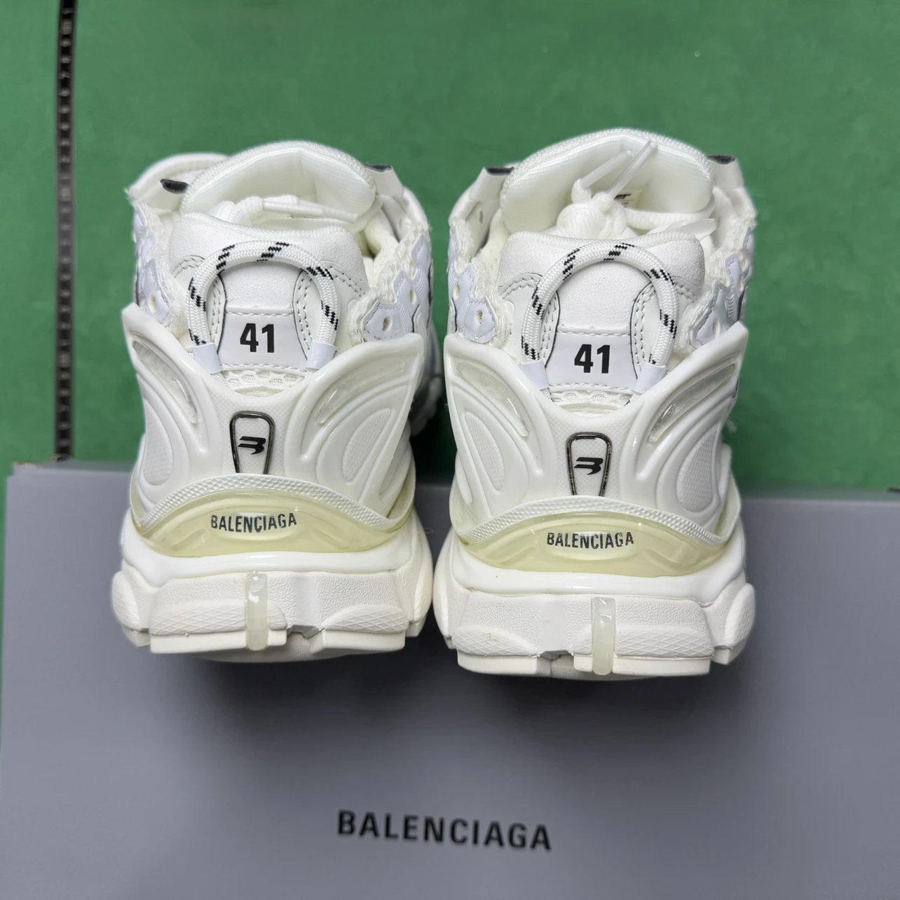 Balenciaga Runner 7.0 Sneaker White
