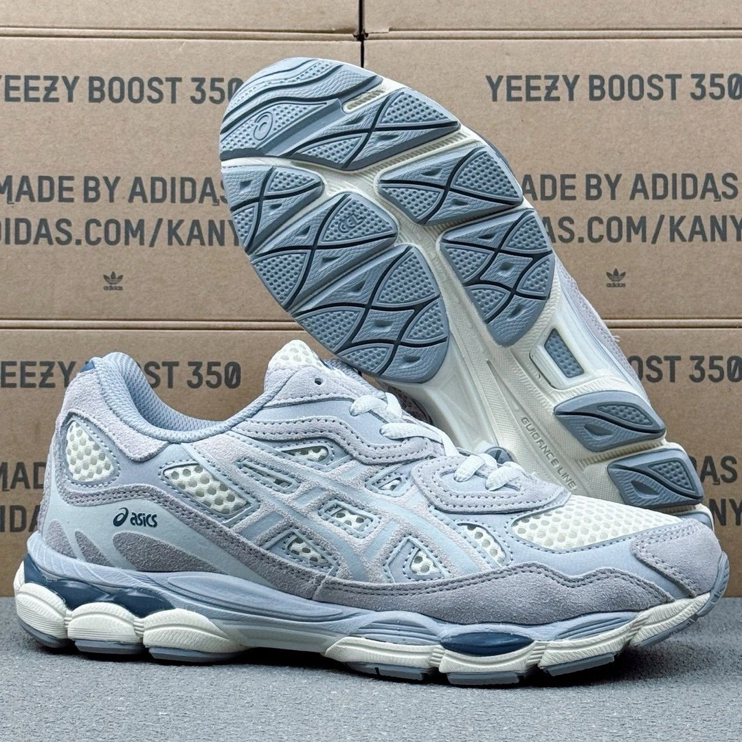 ASICS Gel - NYC lake Blue Color