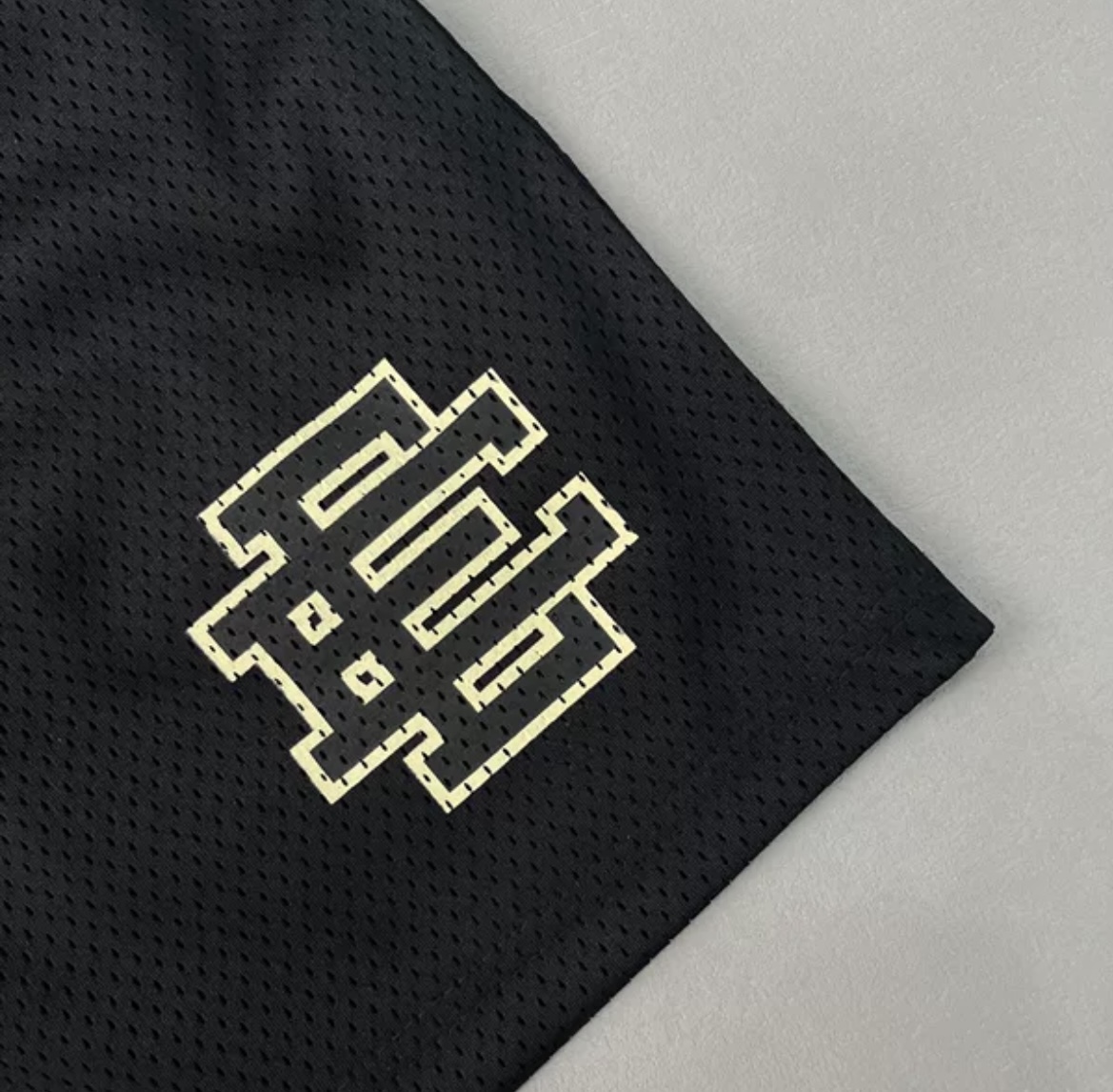 1:1 Best Quality EE Shorts Black