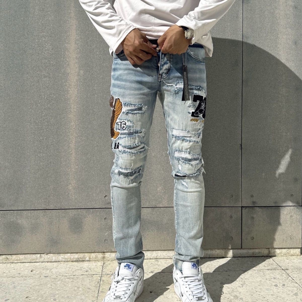 Amiri high street embroidery and prints jeans