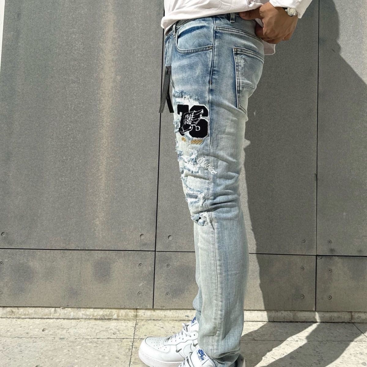 Amiri high street embroidery and prints jeans