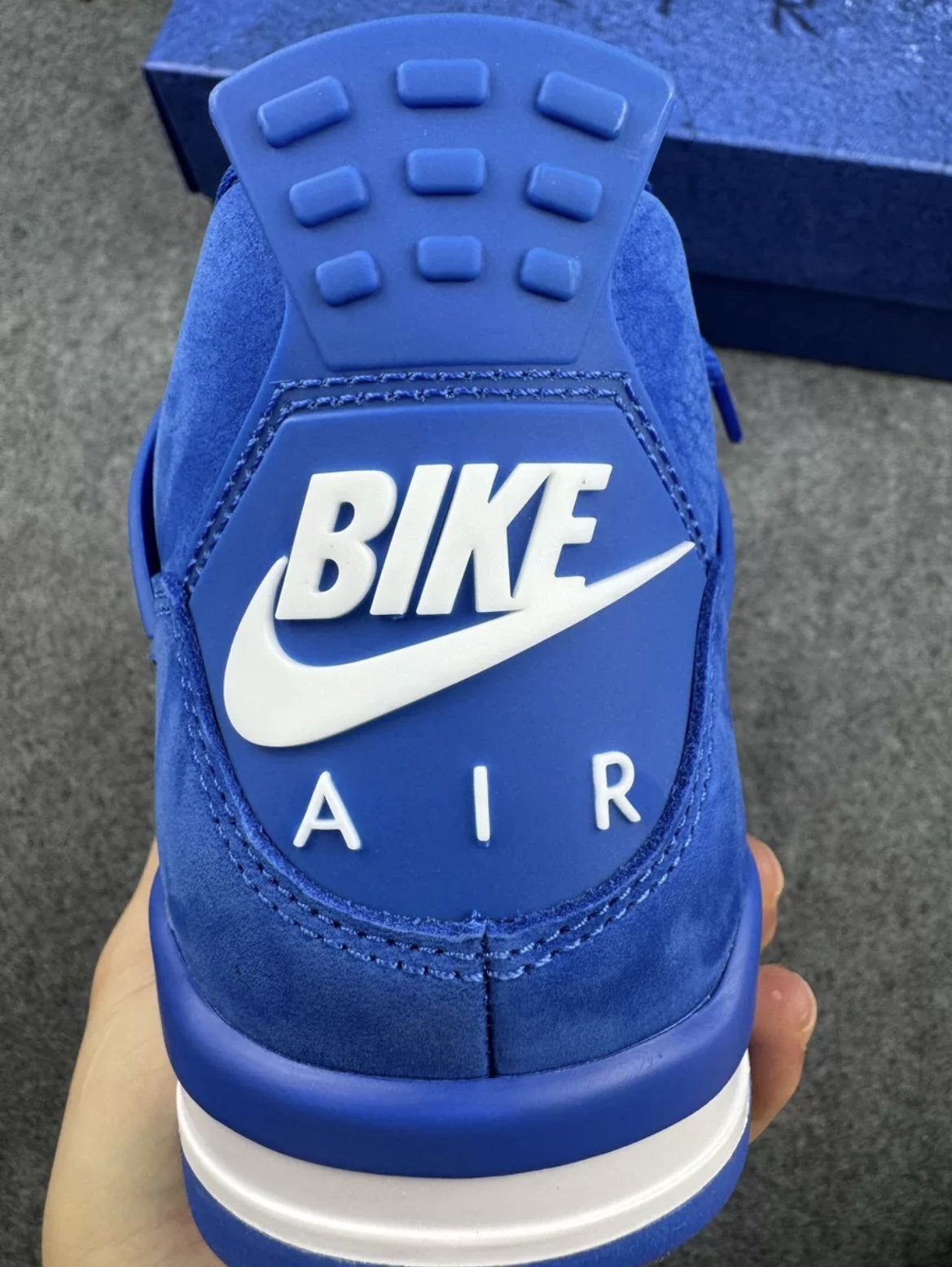 1:1 Nigel Sylvester & Air Jordan 4 Blue Brick Sneaker