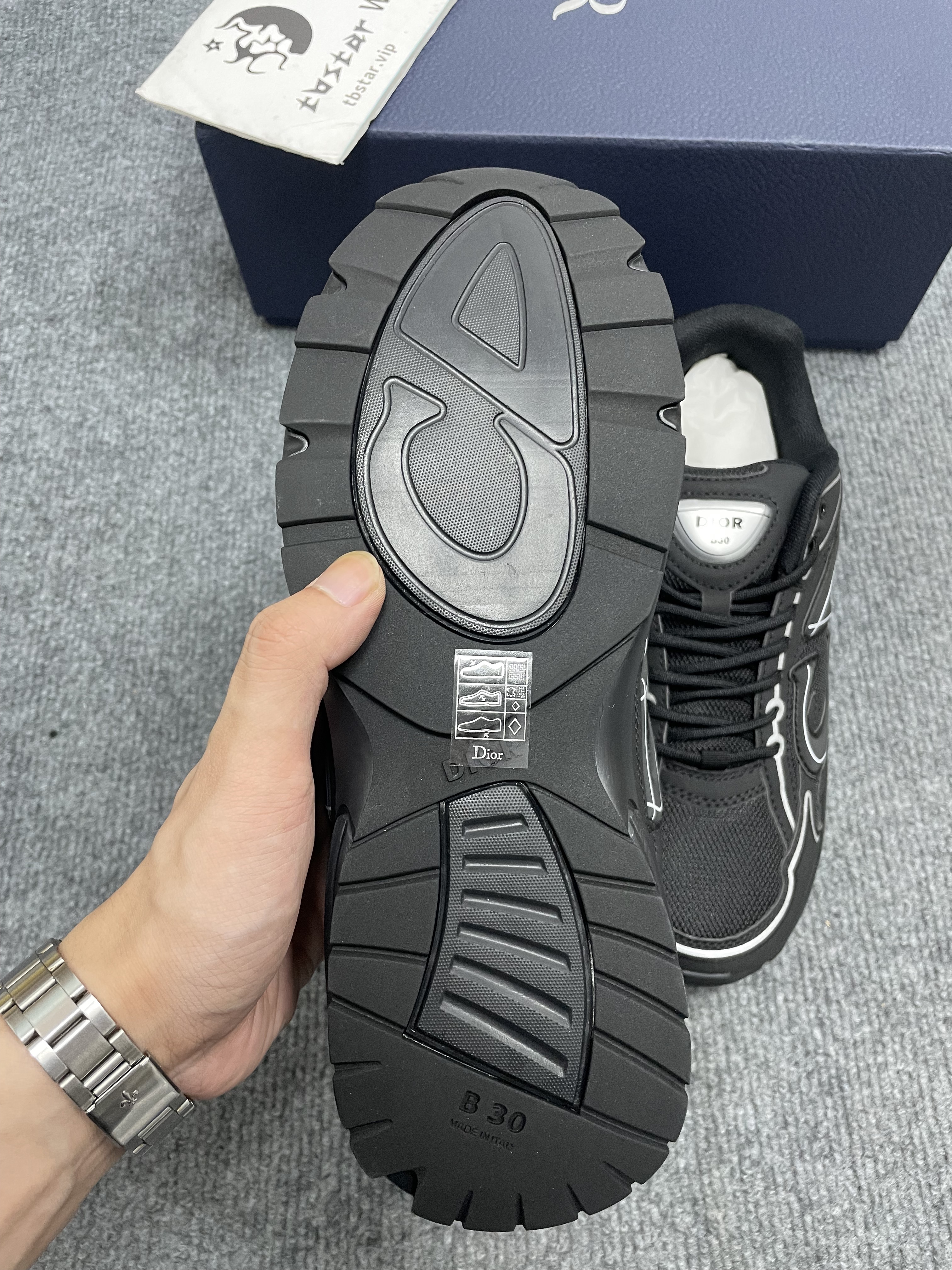 dior b30 all black shoes reflective