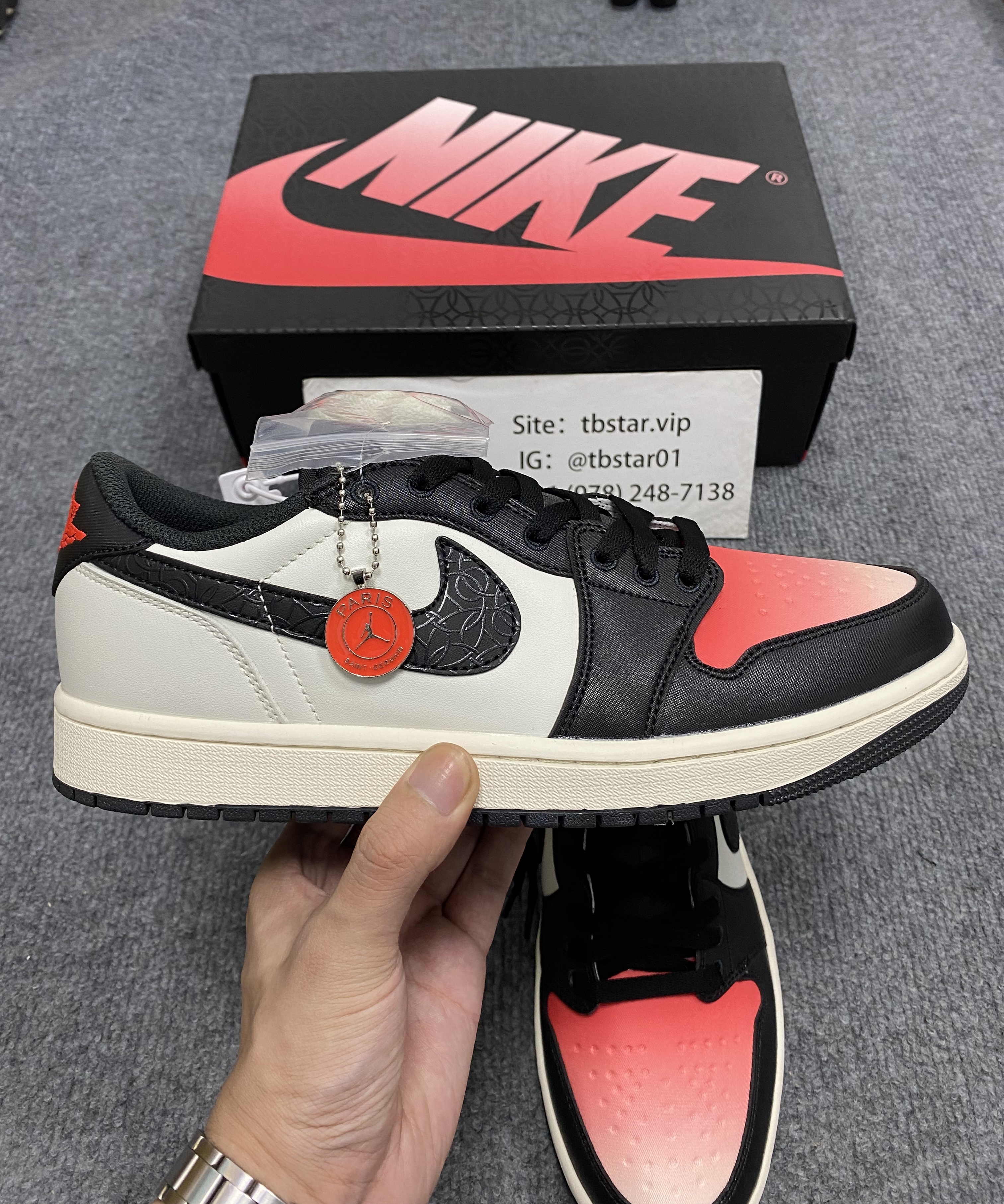 PSG & Air Jordan 1 Sneaker