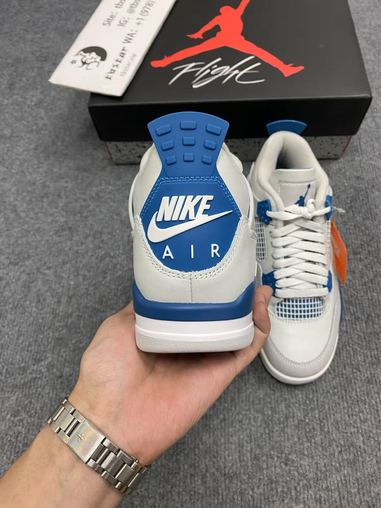 Air Jordan 4 Military Blue