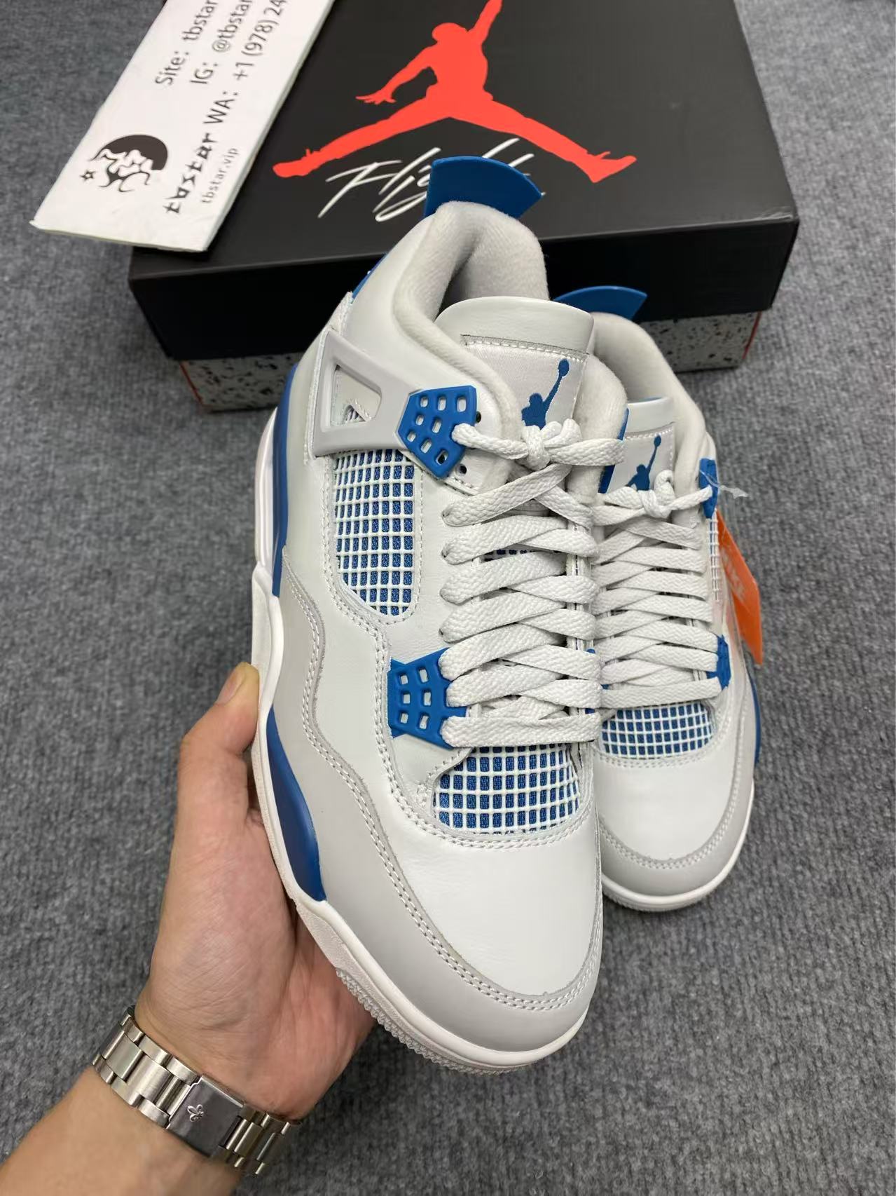 Air Jordan 4 Military Blue