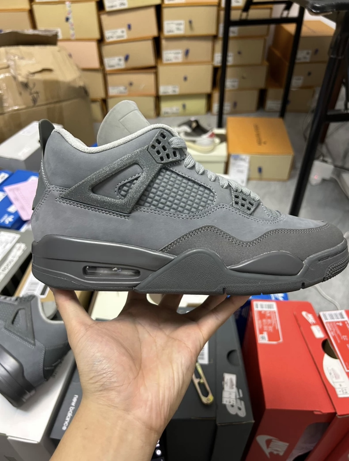 Air Jordan 4 SE Smoke Grey