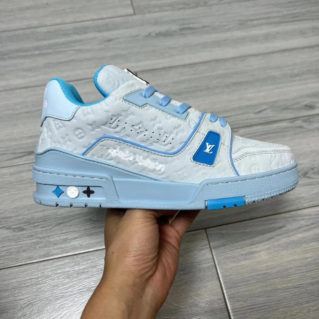 1:1 LV trainer Craggy Monogram Blue