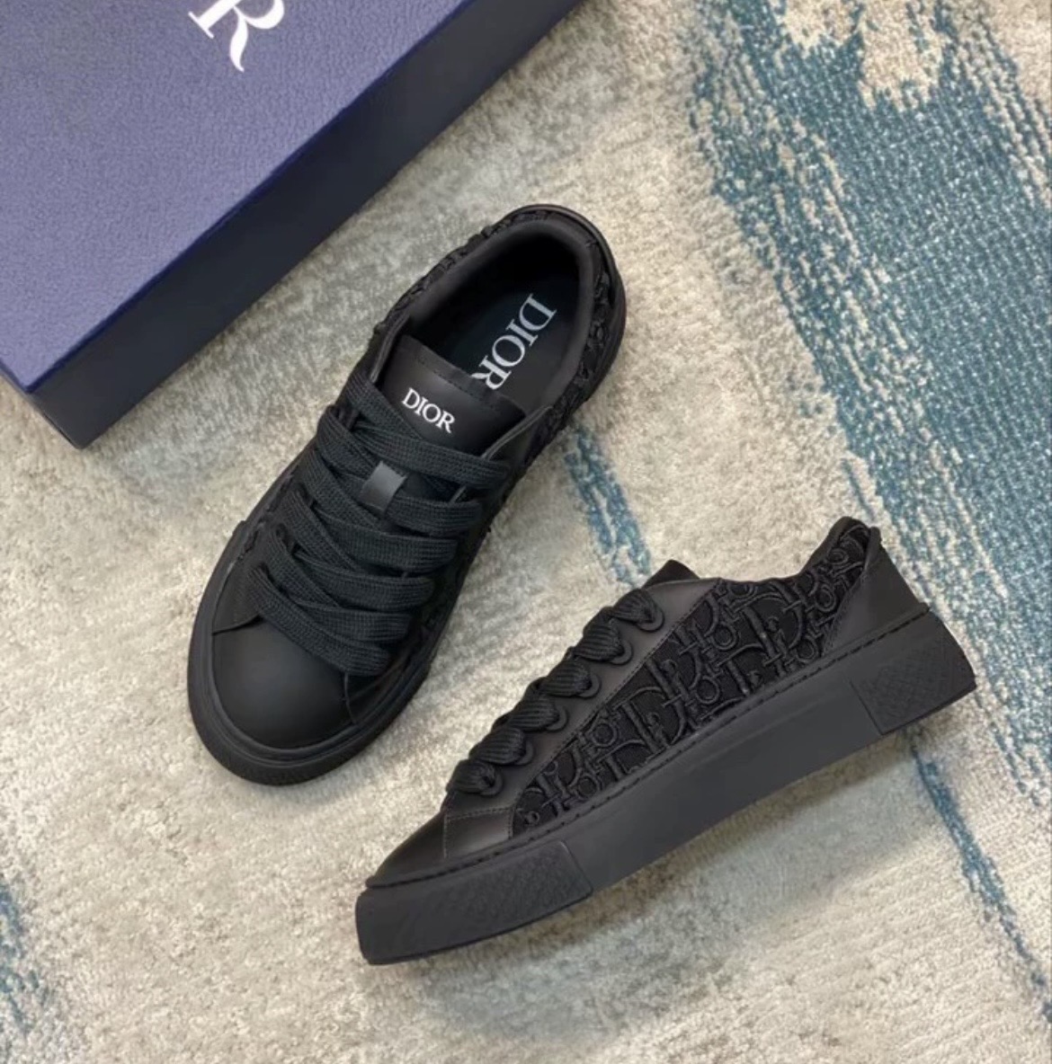 1:1 best quality dior B33 shoes