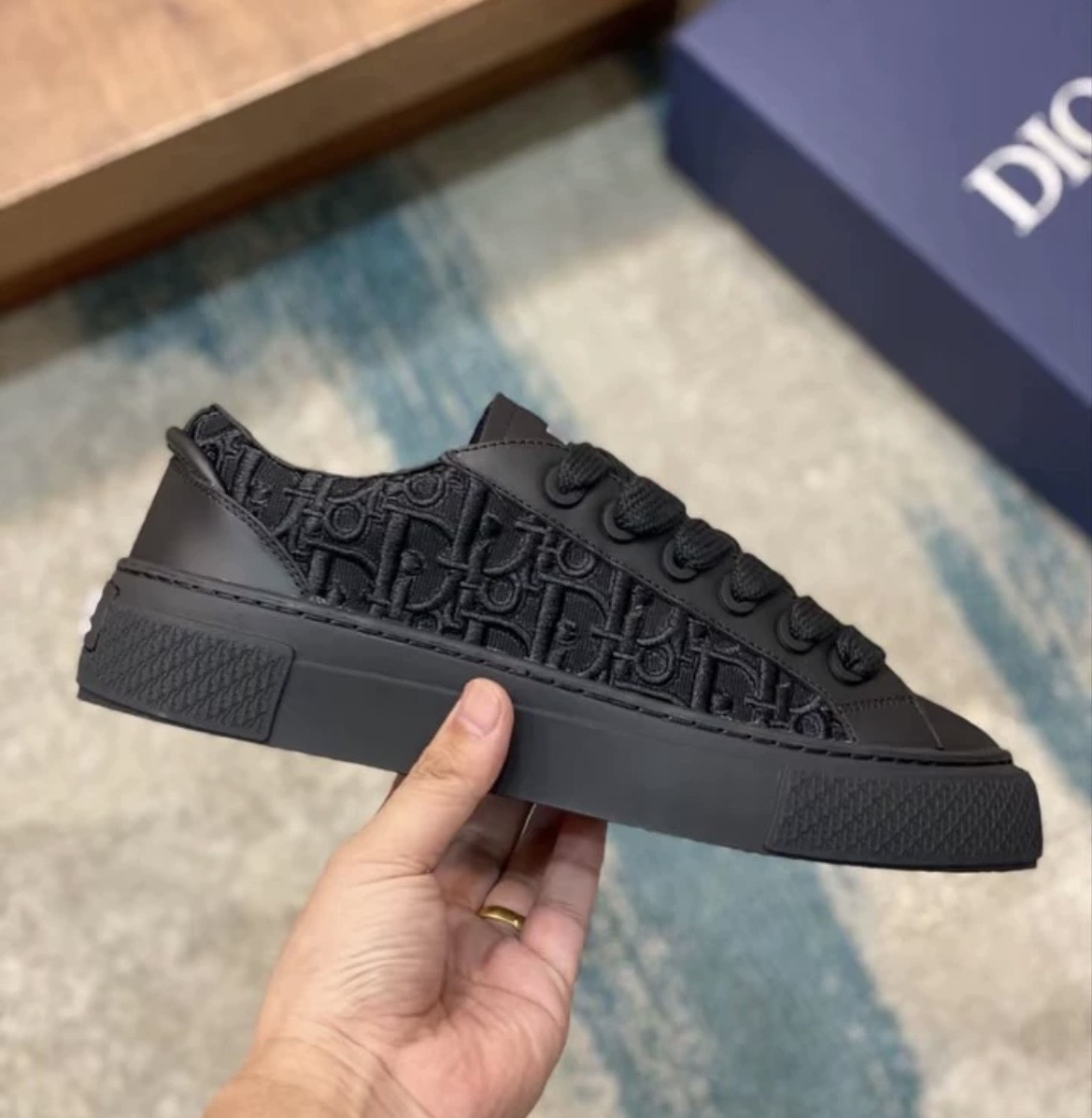 1:1 best quality dior B33 shoes