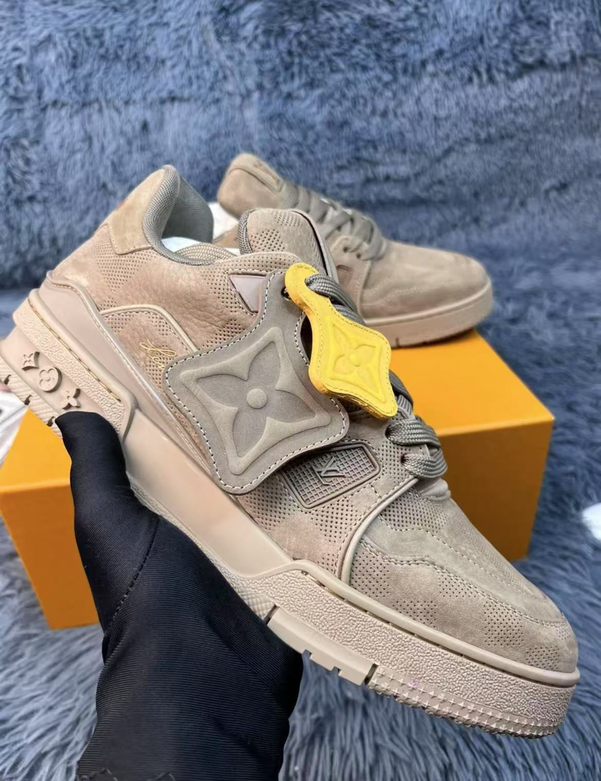 LV shoes -brown