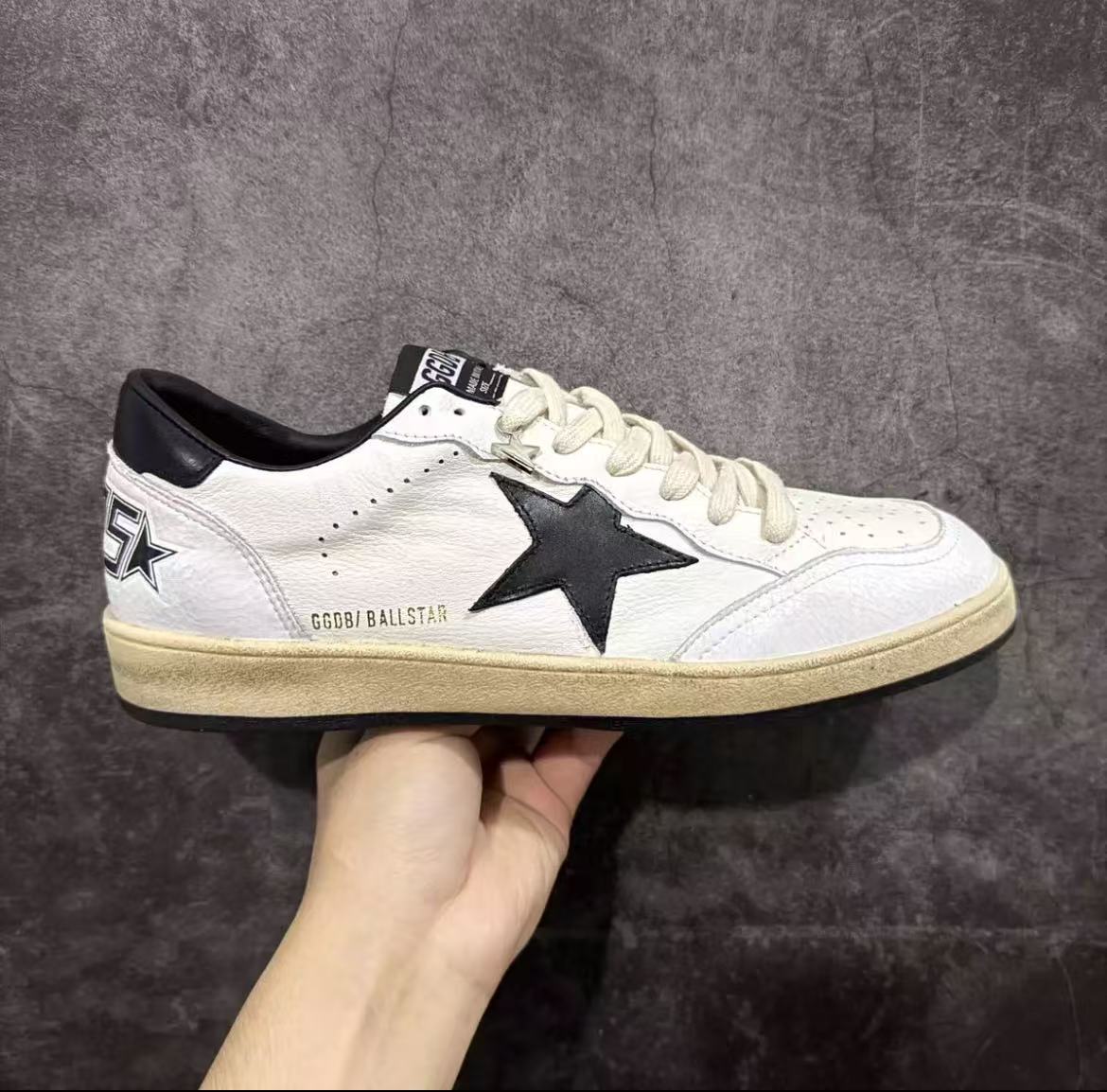 1:1 best quality Golden Goose shoes black