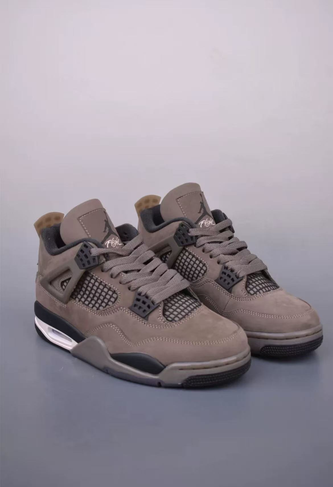 Air Jordan 4 sneaker brown