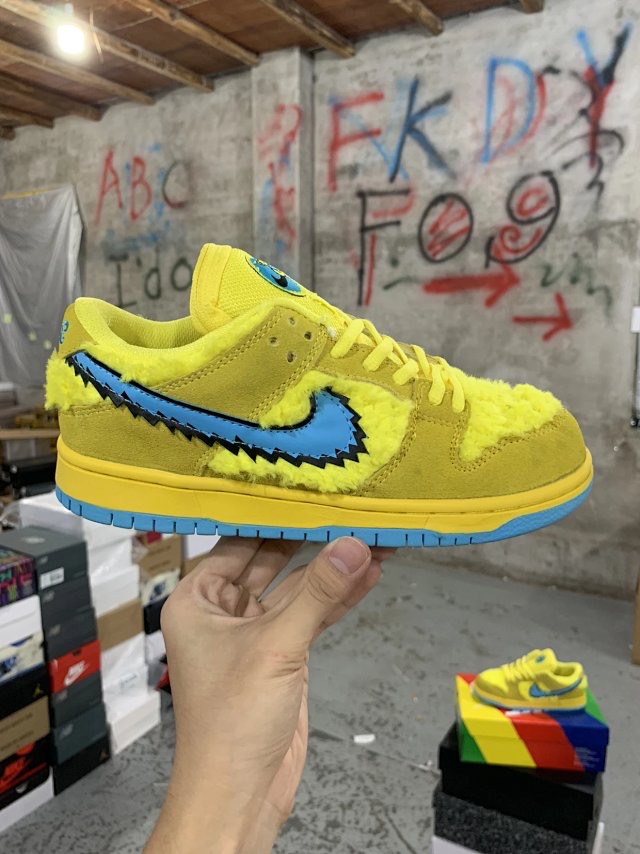 Grateful Dead x Nike Dunk SB Low yellow&blue