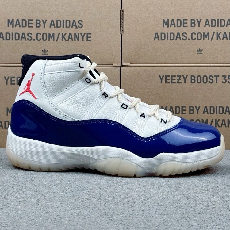 Air Jordan 11 Retro