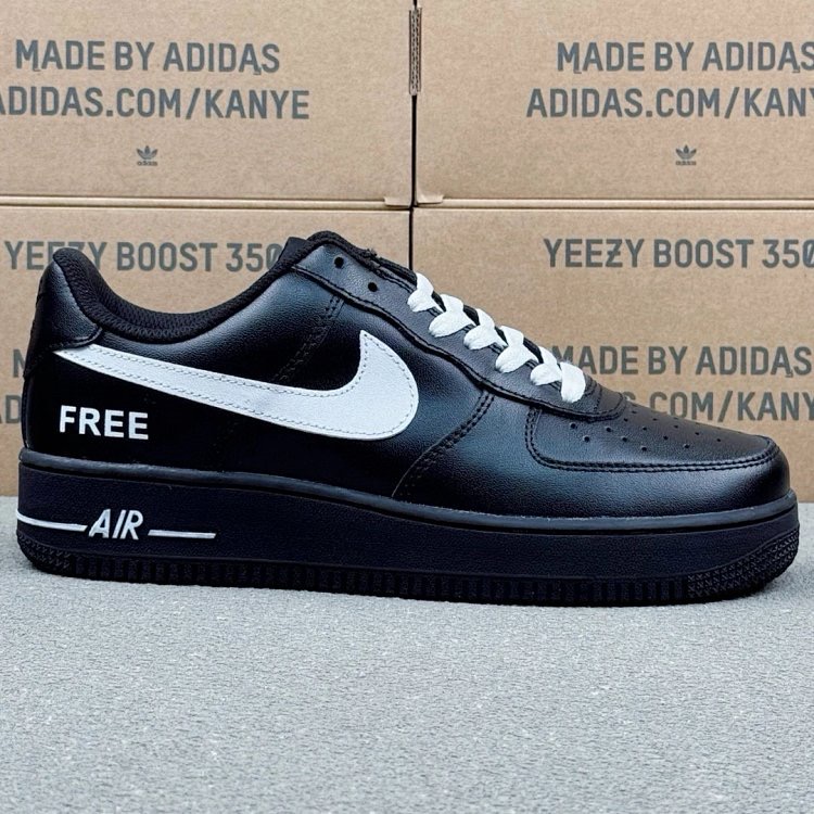 Nike Air Force 1 '07 Low - Low-top casual shoe with Air cushioning technology