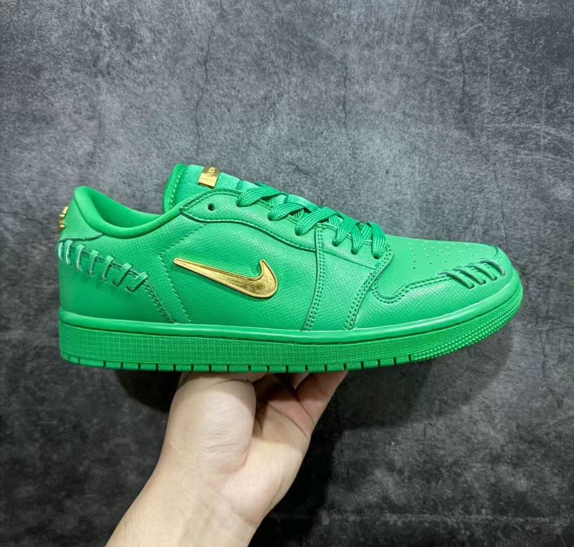 Air Jordan 1 Low green gold