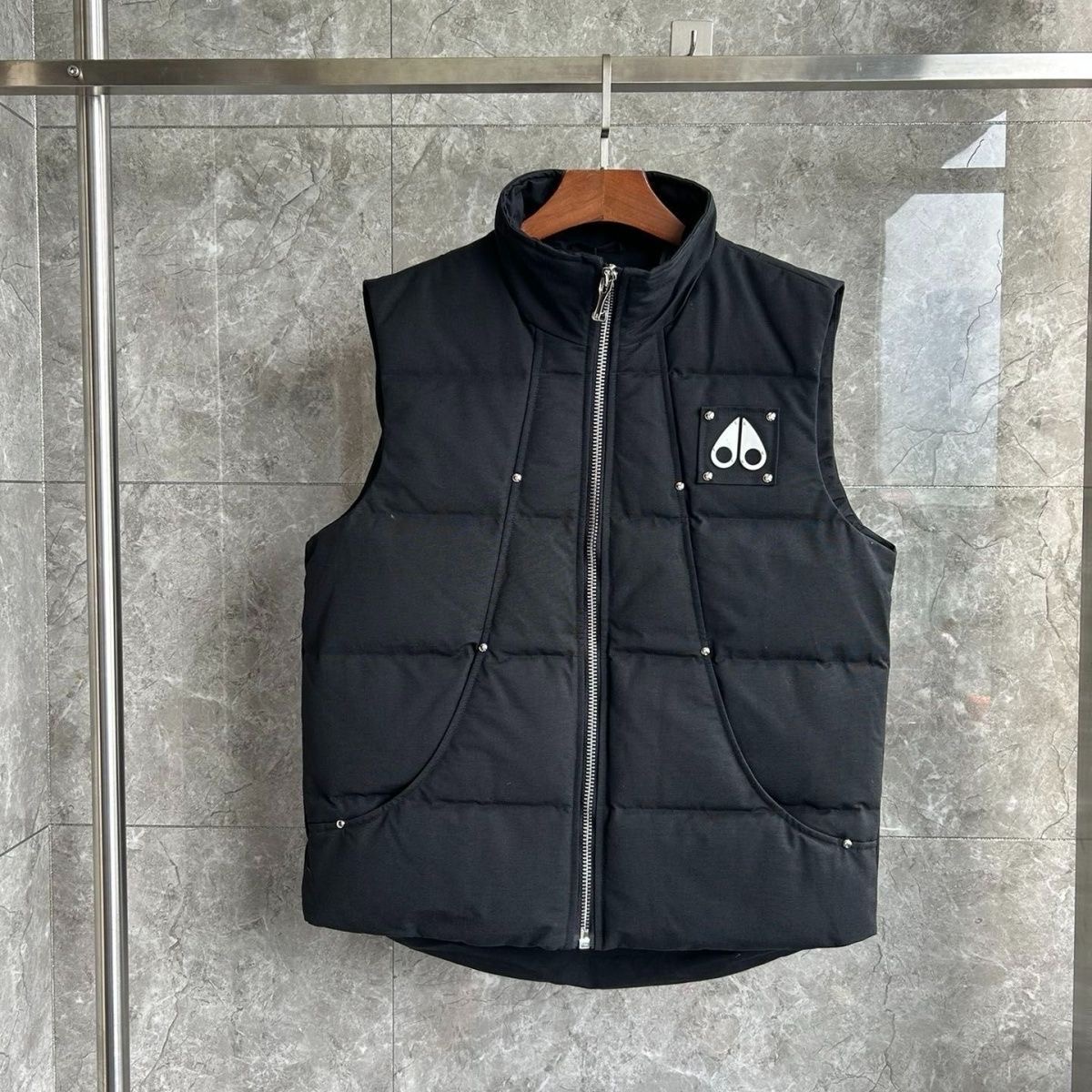 Moose Knuckles Scissors Vest Outdoor Sports Down Jacket Same Style Sleeveless