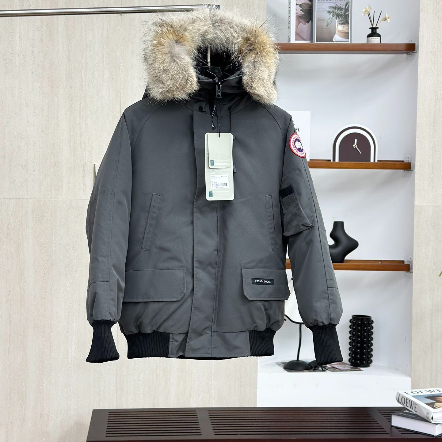 Canada Goose Explosive 01 Pilot Couple Goose Jacket Explosive Wind resistant, Waterproof, Warm and Versatile Down Jacket