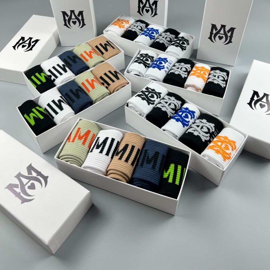 AMIRI popular couple mid tube socks, sports basketball socks, long tube boxed trendy socks
