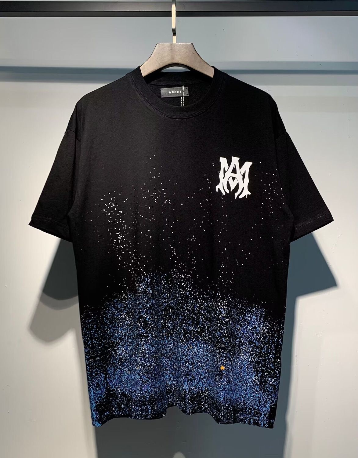 painting logo T