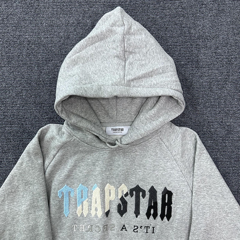 Fashion gradient fleece letter tower embroidery hoodie