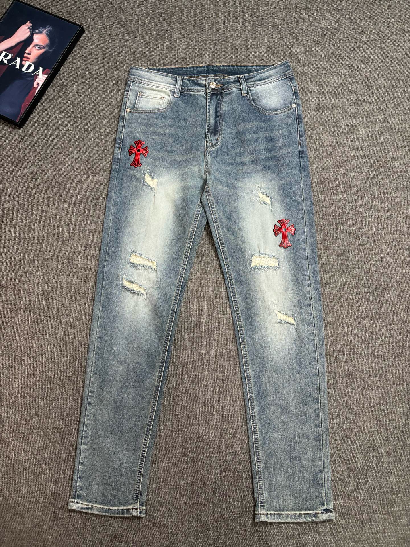 1:1 red embroidery logo blue jeans