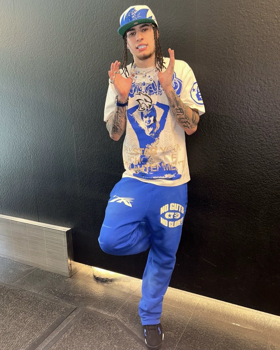 1:1 white color with Yoga big blue logo tshirt