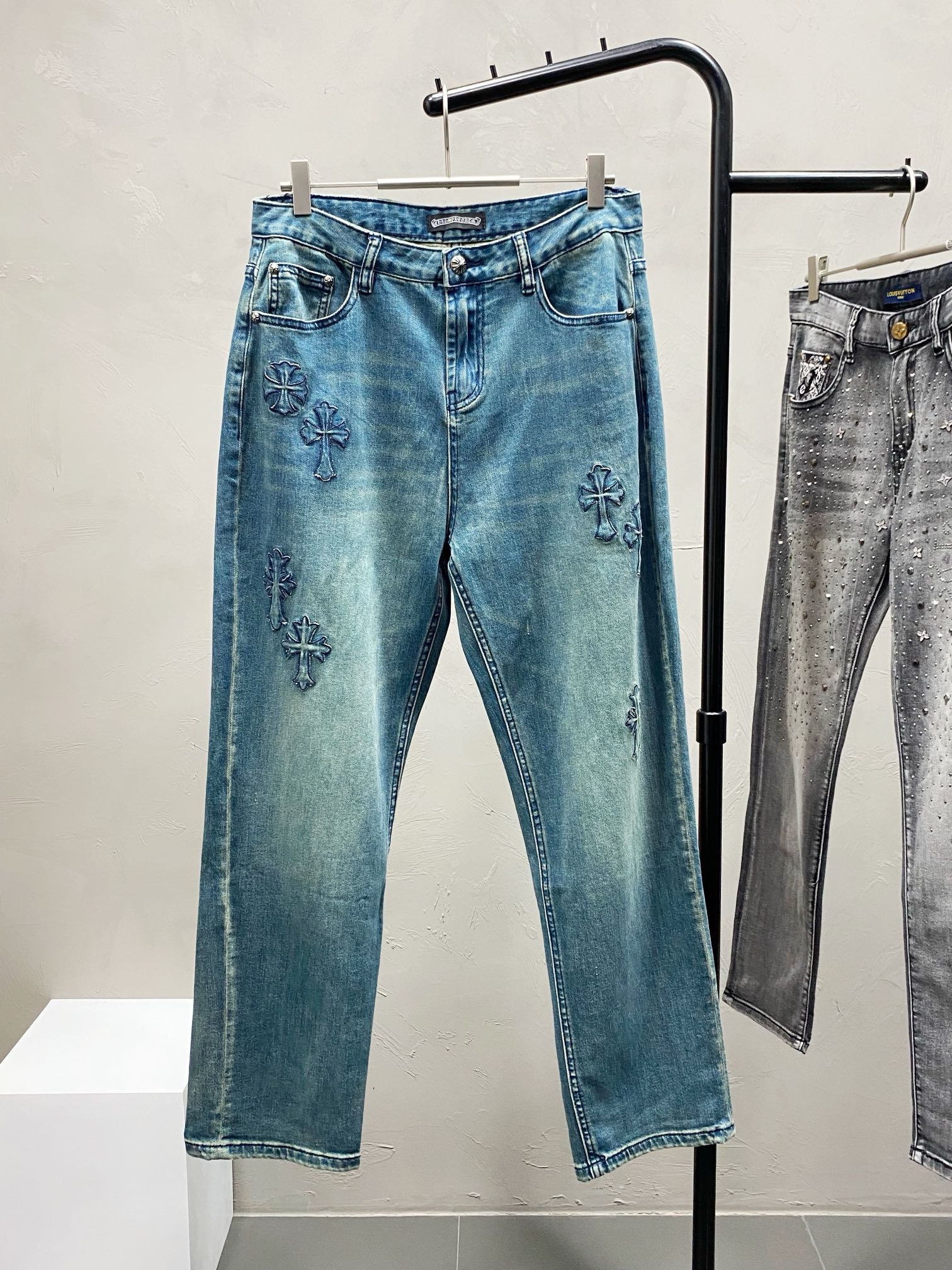 1:1 New blue washing jeans