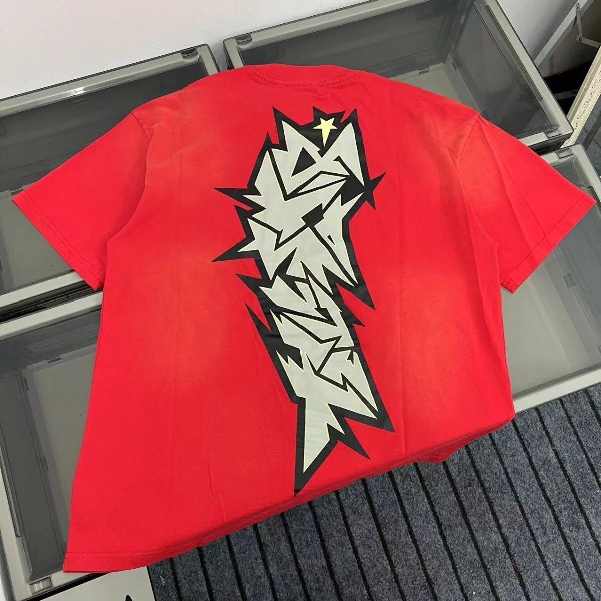 Classic washing red color tshirt