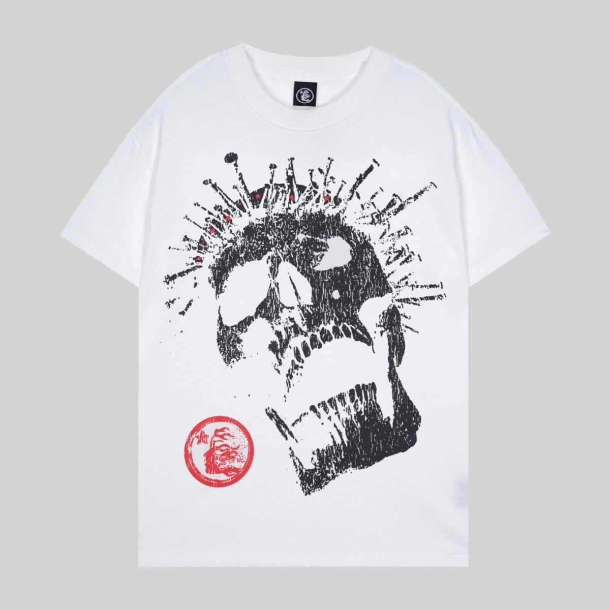 Basic with skull tshirt