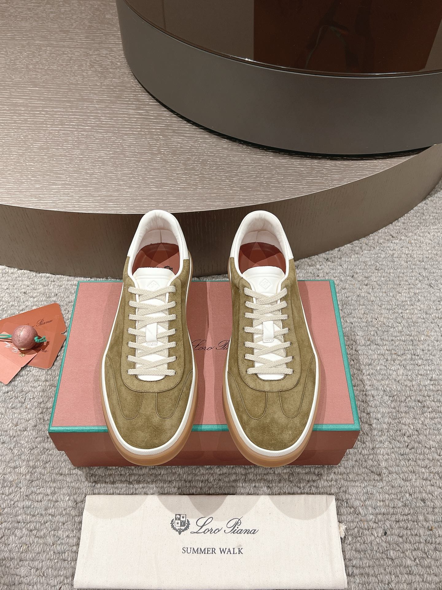 1:1 2024 new couple style german training shoes