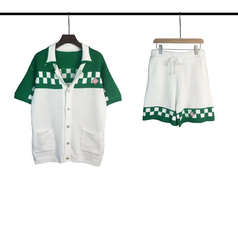 1:1 Classic style pearl button sweater cardigan cutout blockbuster shirt with short set suit