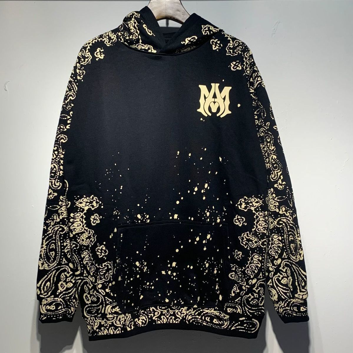 New autumn style black with gold printing hoodie