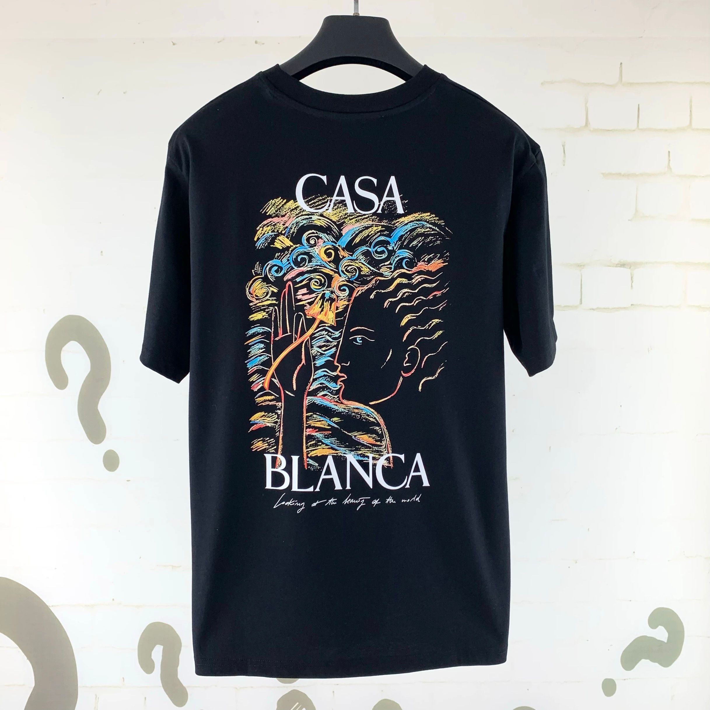 1:1 Top 2024 new style black with graffiti print tshirt