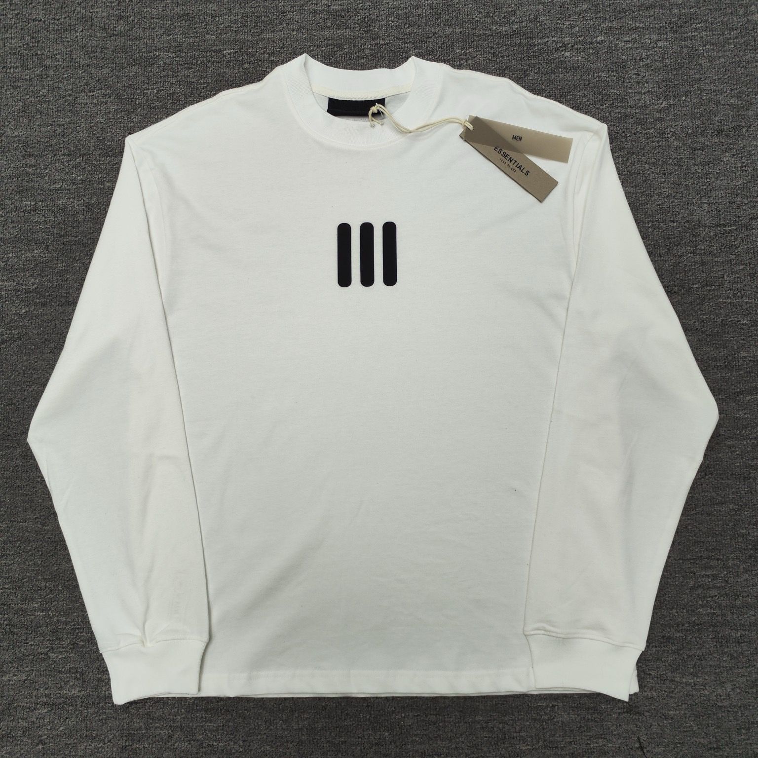 1:1 Top version basic color with 3-bar print long sleeve