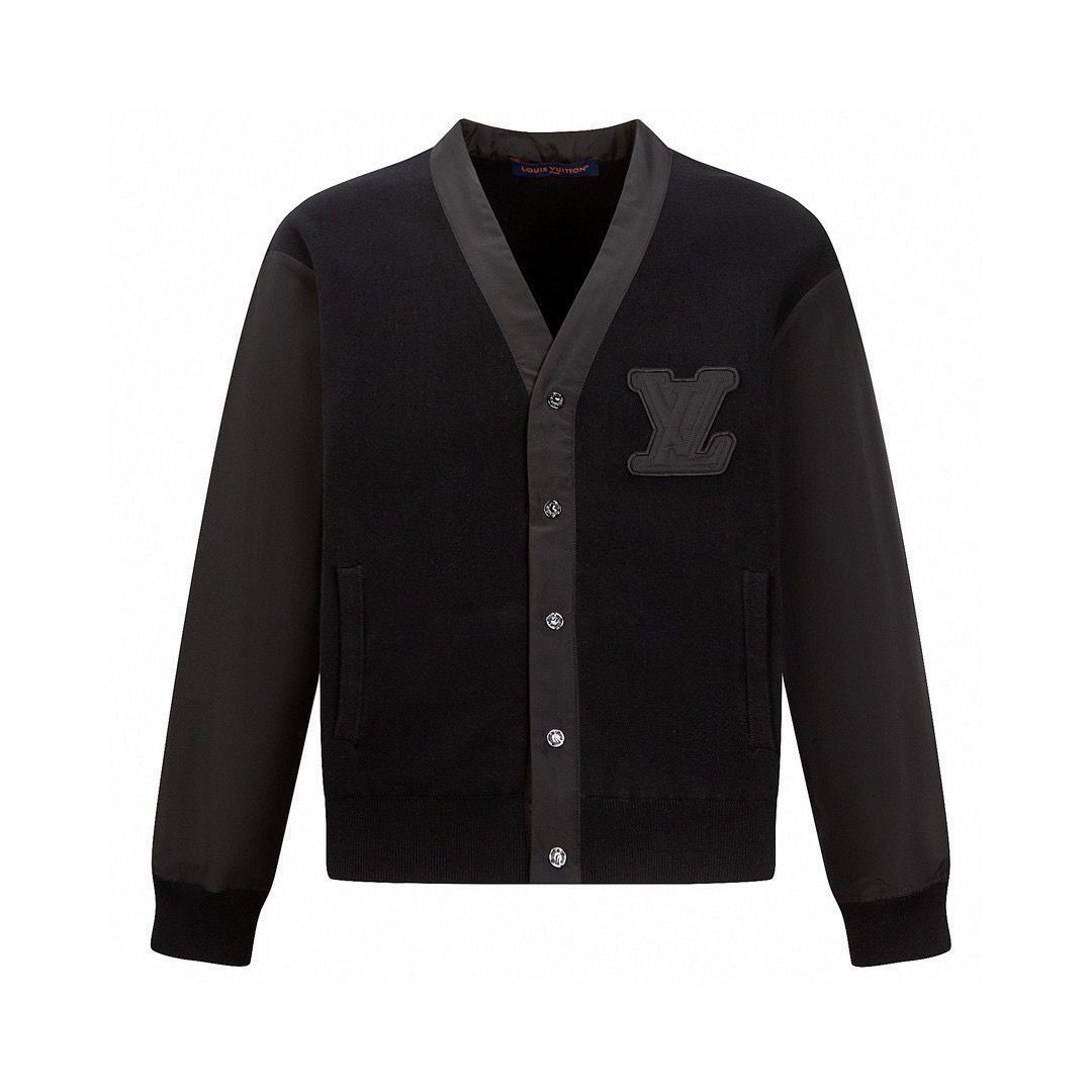 1:1 Version black button sweater