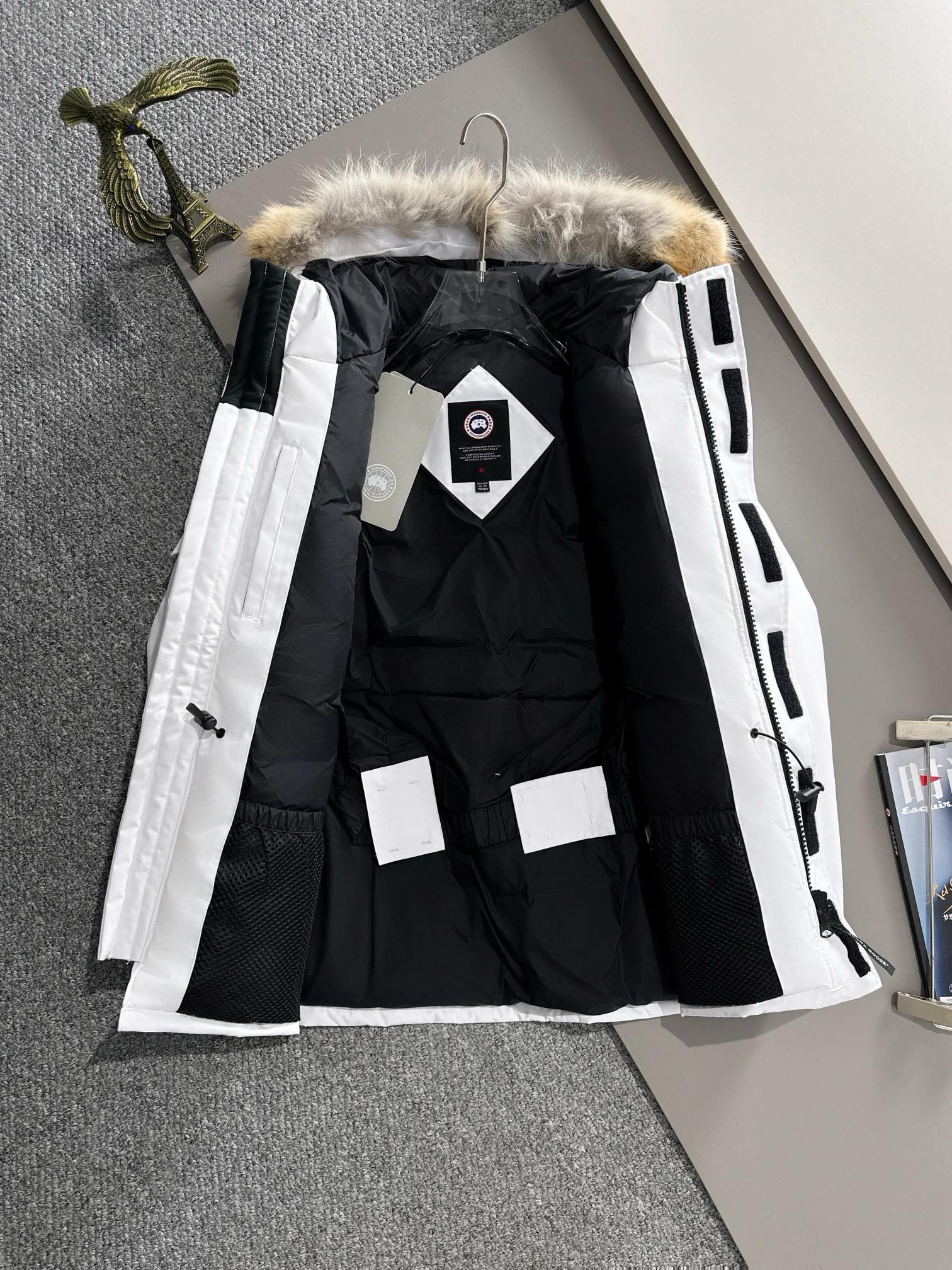 1:1 Top version 08 expeditionp parka claasic down jacket white color