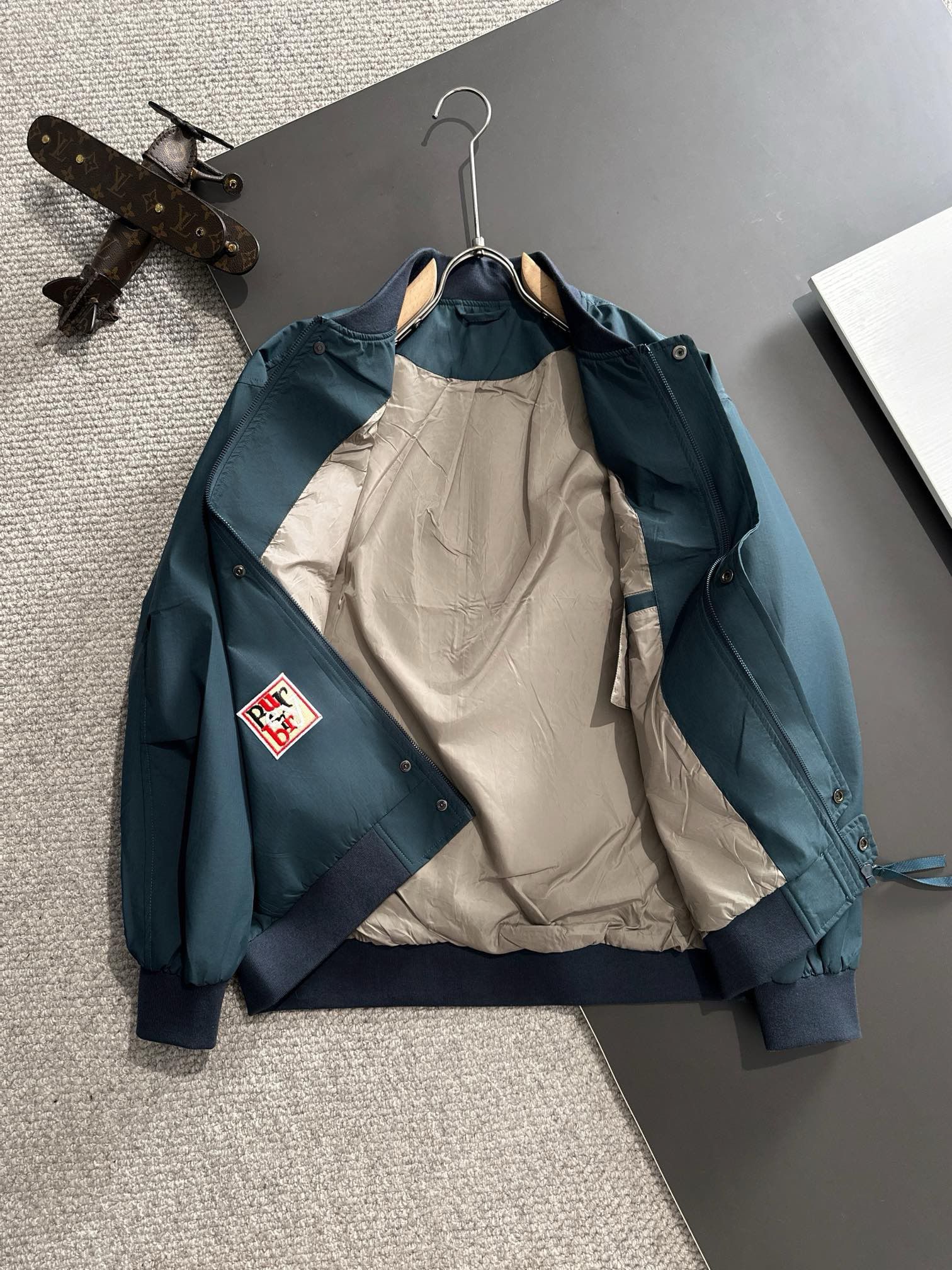 1:1 Top version 2024 new letter embroidery zip up jacket