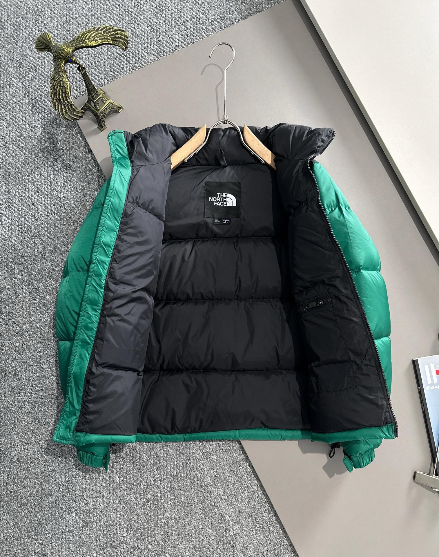 1:1 Top version classic style dark green down jacket