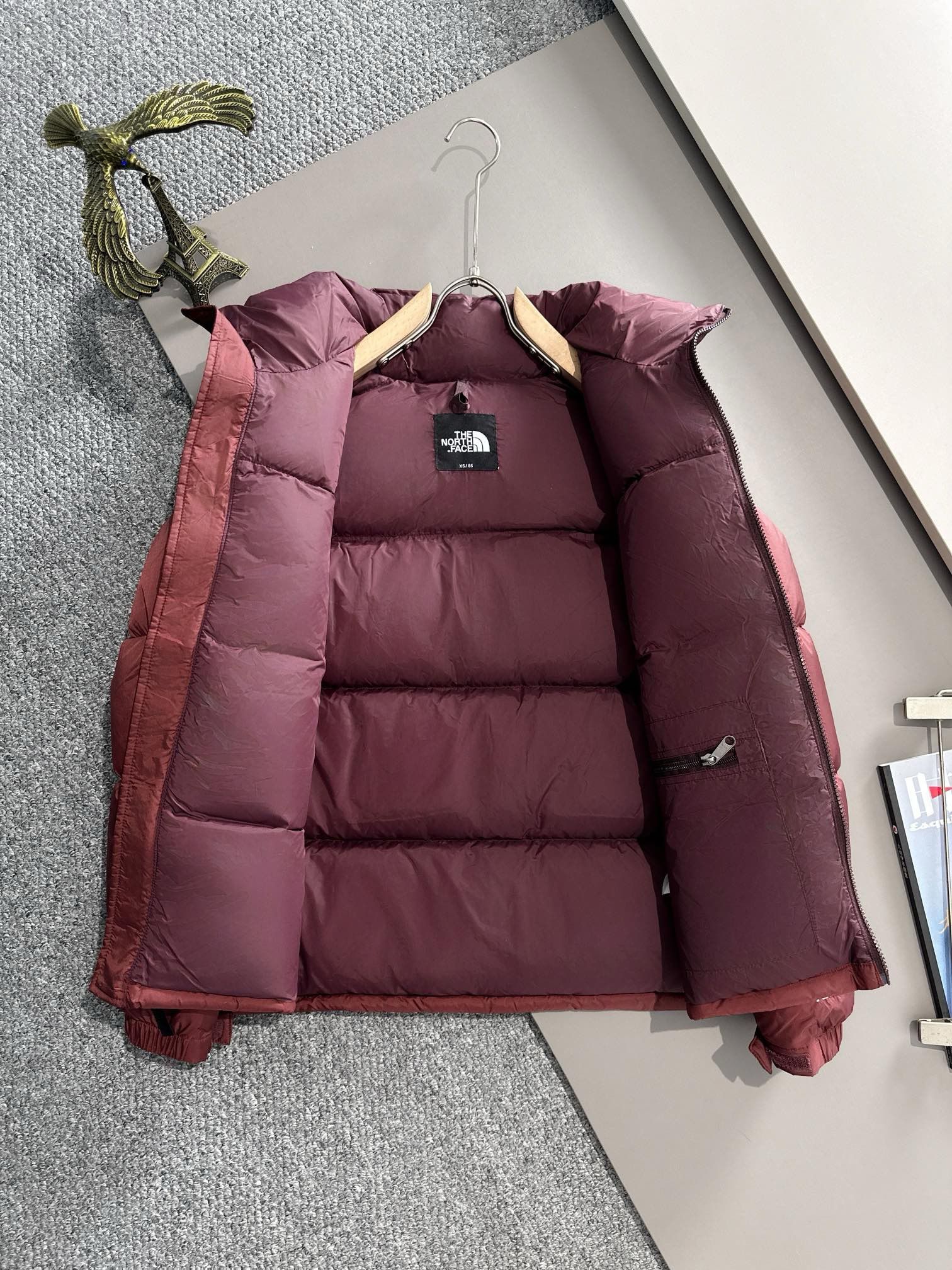 1:1 top version classic wine color down jacket